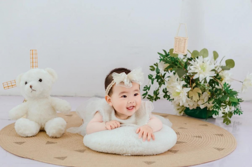 沛县宝宝多大攒肚